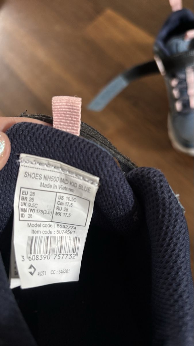 Decathlon Scarpe per ragazze: Wanderschuhe Grösse 28 – Usato da Winterthur venduto da rosa1991 2