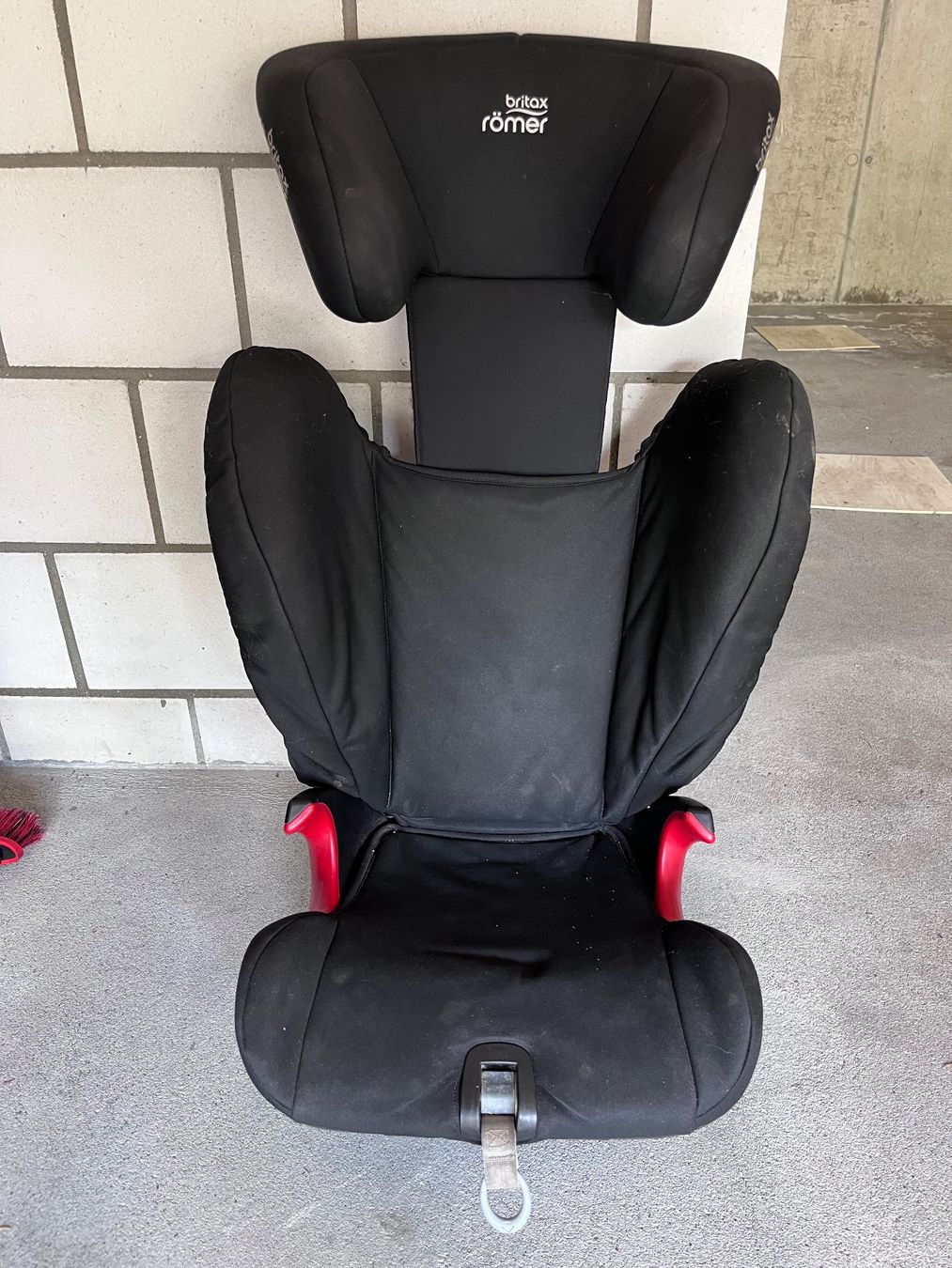 Seggiolini per auto: Kindersitz Britax 15-36kg – Usato da Lyss venduto da sebitron