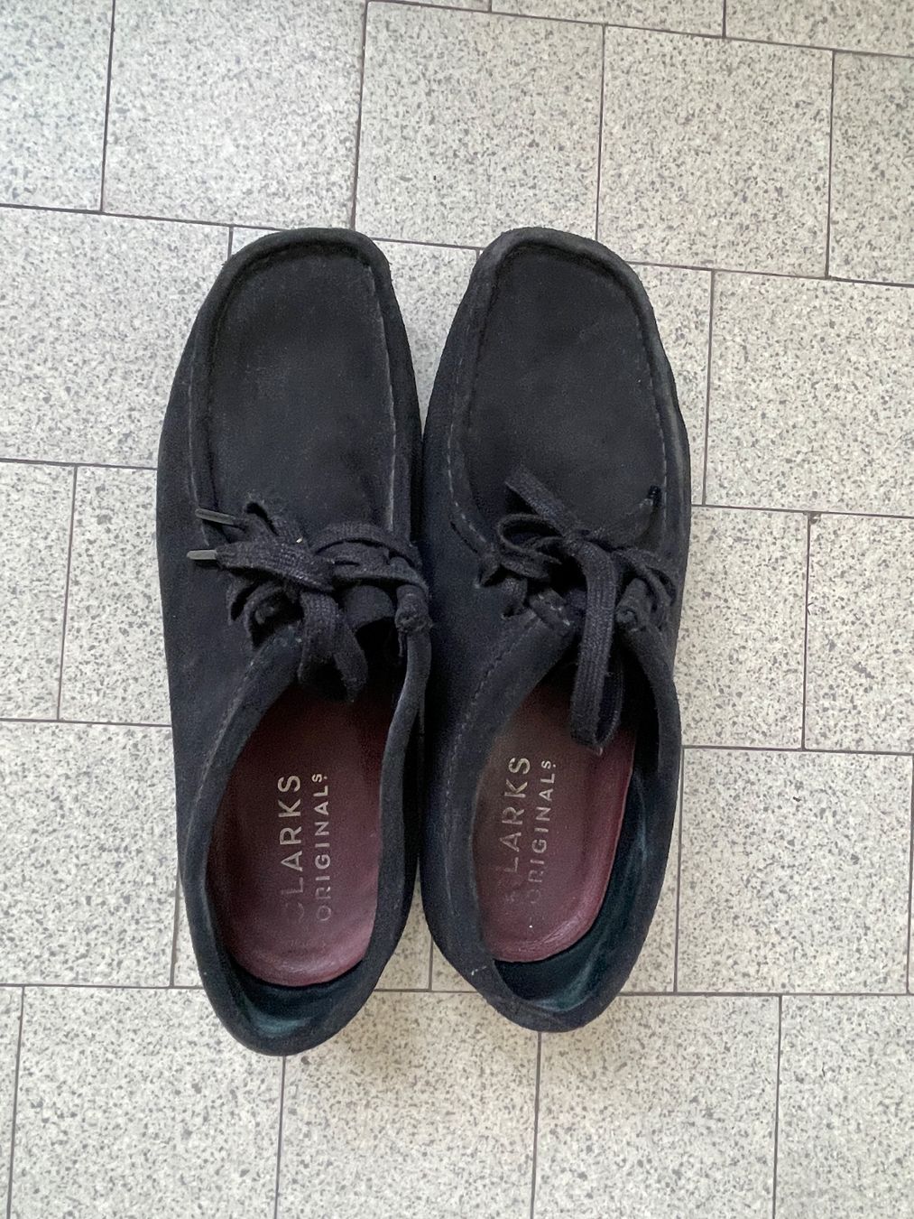 Clarks Chaussures hommes: Clark Wallabees schwarz Wildleder (Grösse 41) – D'occasion à Zürich par Finn_Stillhart 1