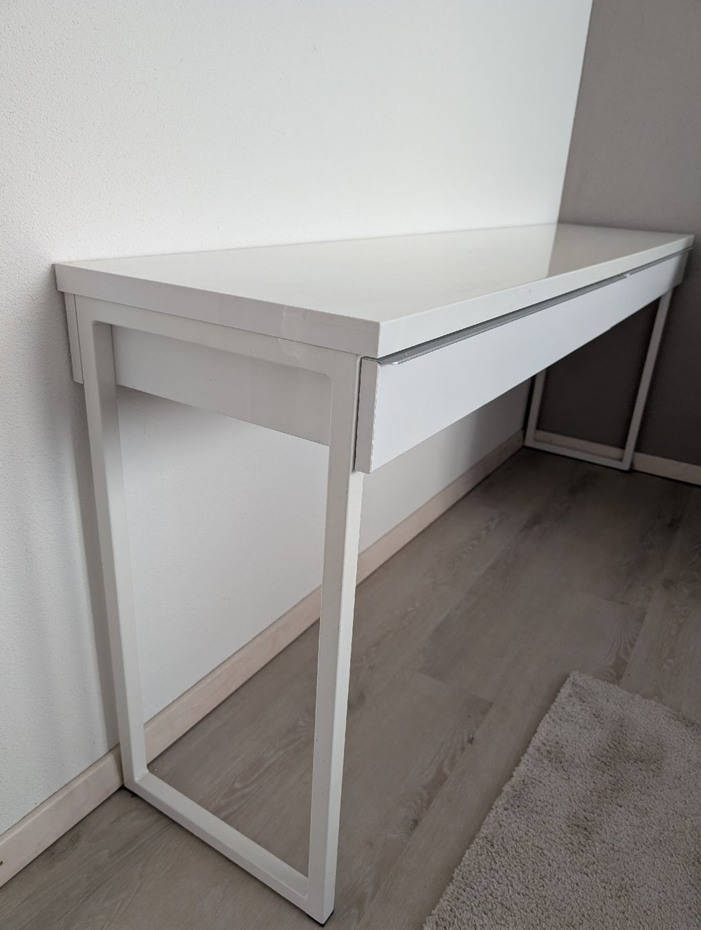 Cassettiere: Sideboard weiss mit zwei Schubladen  – Usato da Sachseln venduto da sunday_rose91 1