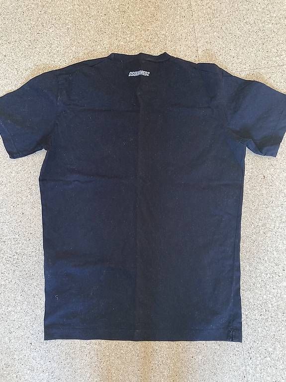 T-shirt: DSQUARED2 T-Shirt S/klein – Usato da Zuoz venduto da Janth 1