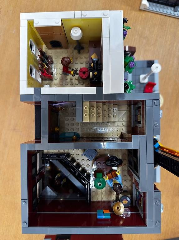 Lego Kit di costruzioni: Lego Creator Expert 10312 - Jazz Club – Usato da Weiach venduto da Stevo_Levo 3