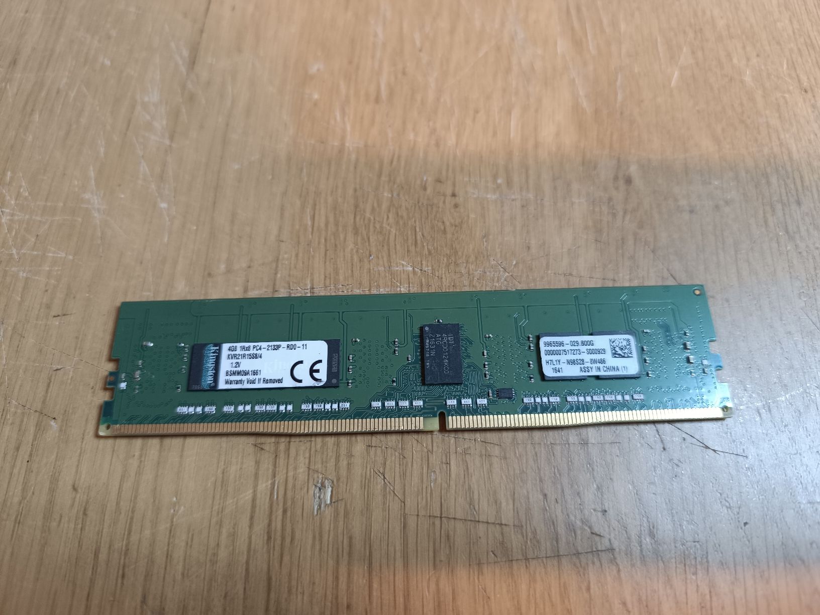 Kingston Memoria / RAM: 4Gb Ram DDR4 server mémoire  – Usato da Vucherens venduto da vihor 1