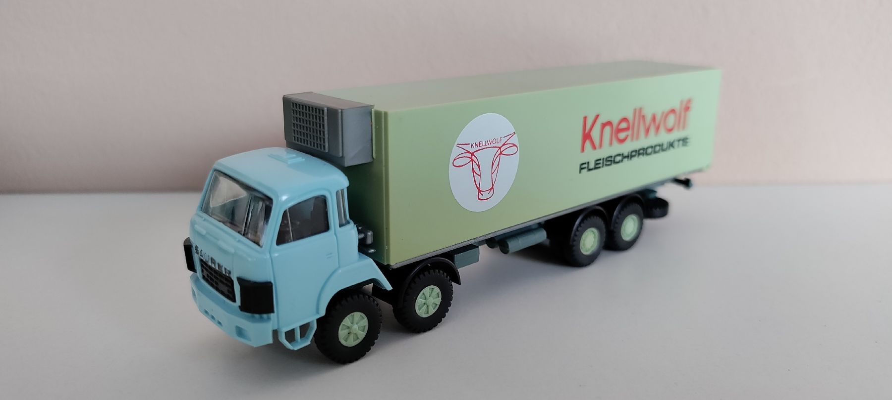 Roskopf Modellini d'auto: ROSKOPF-MODELL-LKW - "SAURER D290/330" | Knellwolf-Fleisch  – Usato da Boswil venduto da MAF_952