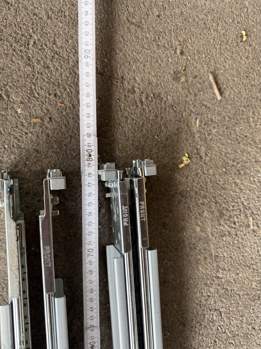 Hewlett Packard Racks & Ständer: Server Rack Einbau Schine , 2,Satz – Gebraucht aus Zürich von Zvijerka 1