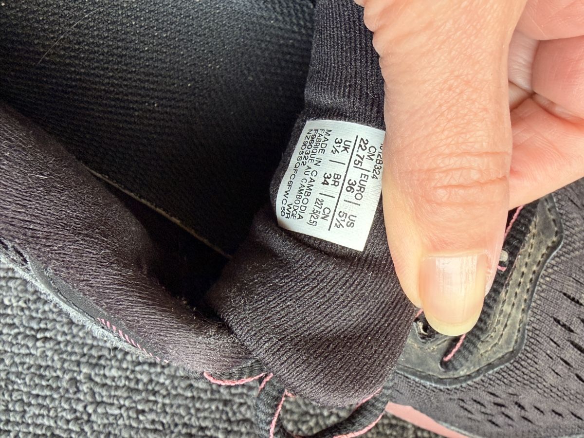 Asics Scarpe da uomo: Asics Gel-Windhawk 4, Taille 36  – Usato da Bulle venduto da LeMoleson 6