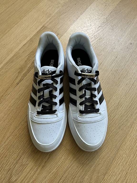 Scarpe da uomo: Adidas Schuhe weiss – Usato da Weisslingen venduto da seat_driver 1