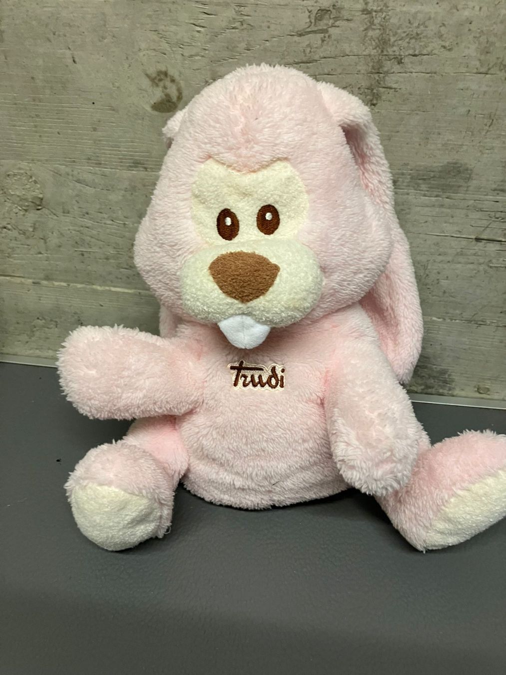 Trudi Giocattoli: Peluche coniglio rosa Trudi – Usato da Melano venduto da H-Sara