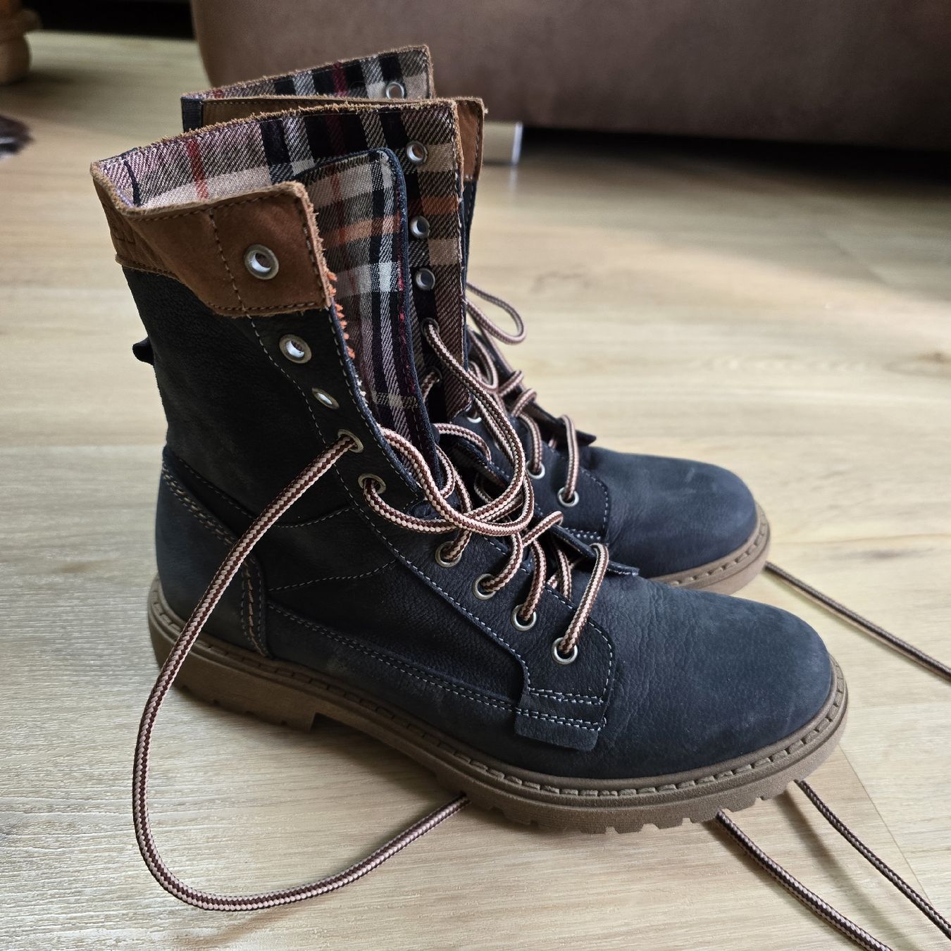 Scarpe da donna: Weinbrenner Boots – Nuovo (secondo la descrizione) da Laufenburg venduto da may_r2st