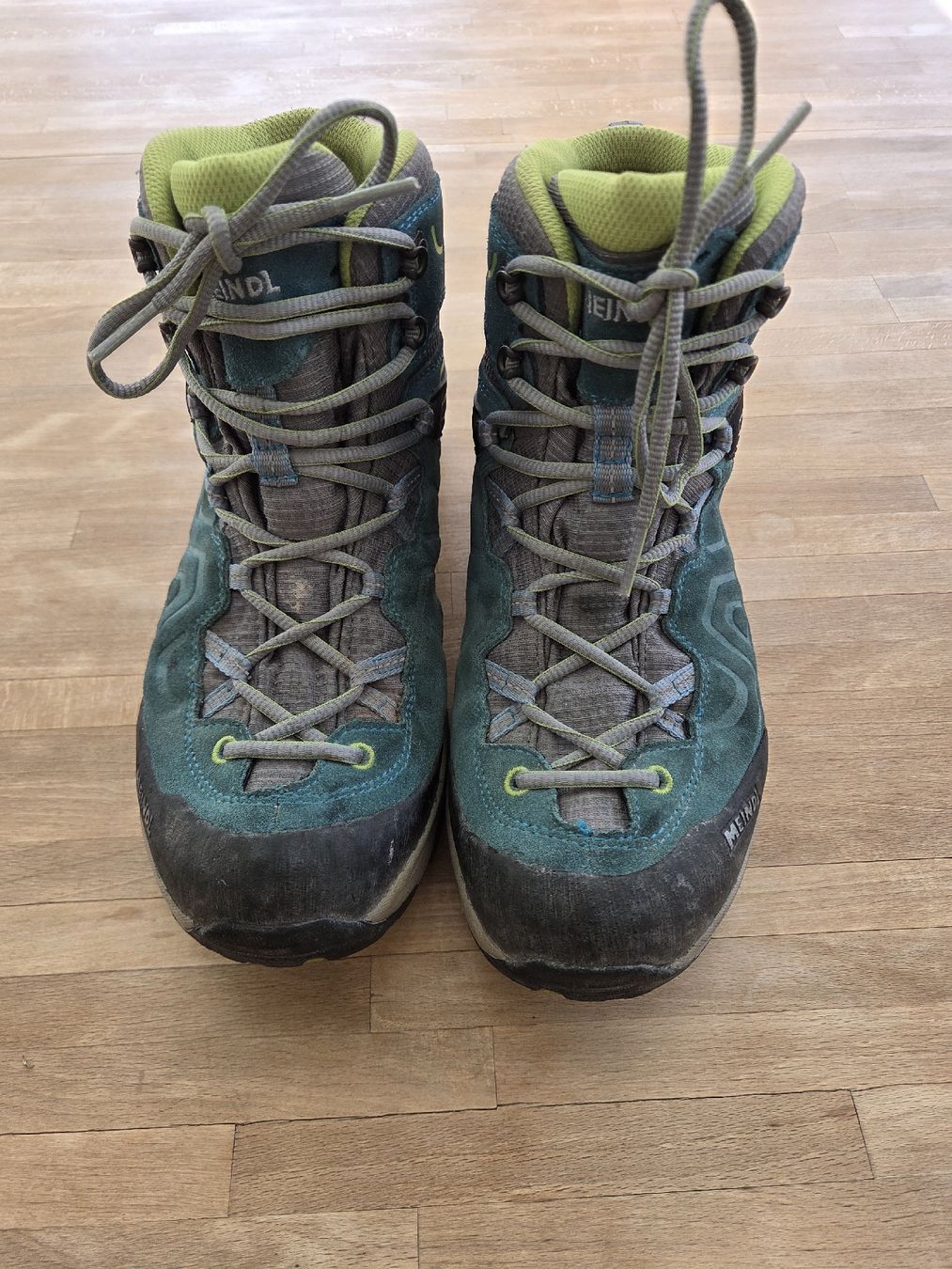 Meindl Chaussures garçon: Meindl Wanderschuh Gr. 40 – D'occasion à Mellingen par EiMic
