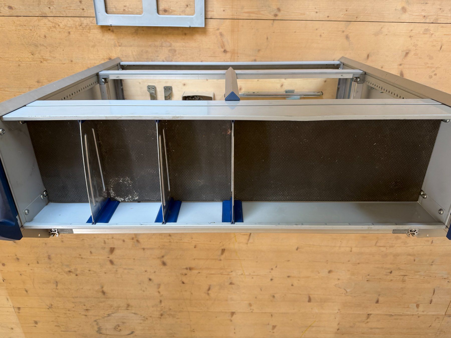 Toutes les pièces détachées: Sortimo module rangement fourgon avec bac rabattable – D'occasion à Dorénaz par gargantua58 1