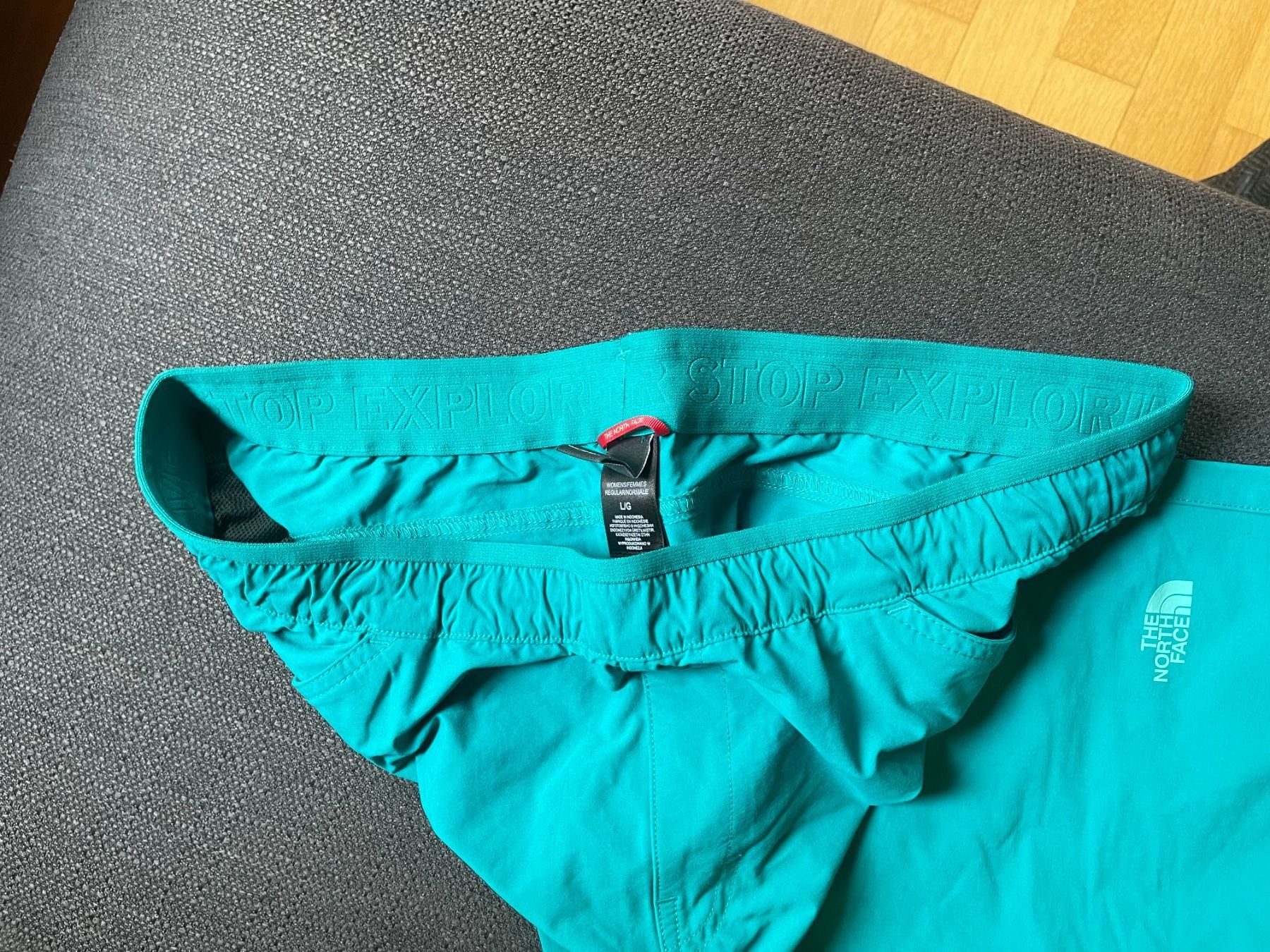 North Face Pantaloni: Pantaloni North Face – Nuovo (secondo la descrizione) da Meilen venduto da val_tsv8 3