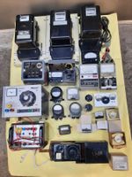 Diverse Elektro-Messgeräte, Anzeigen, Labornetzteile etc.