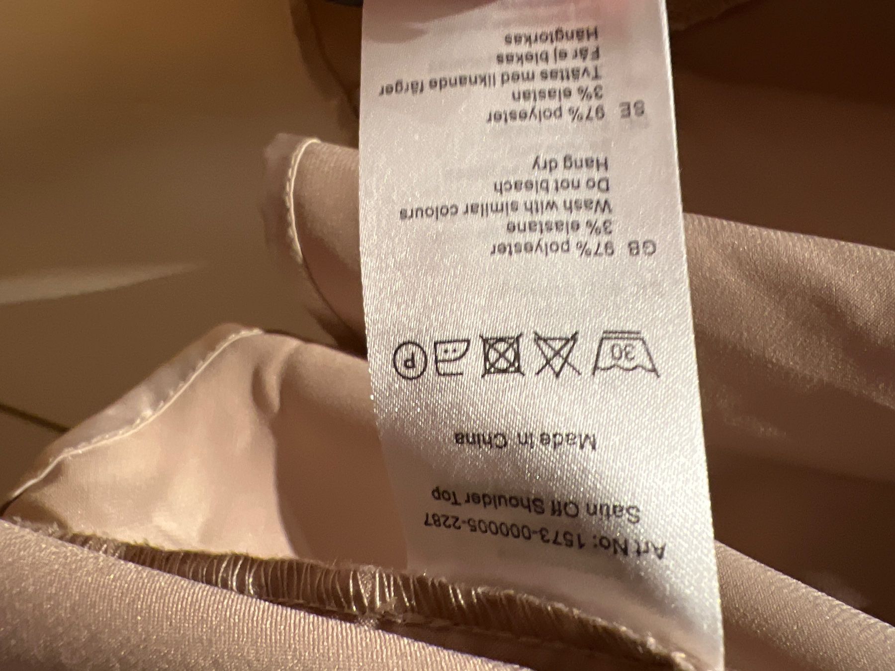 Na-kd Tops: NA-KD Iva Nikolina Shoulder off top – Neu (gemäss Beschreibung) aus Oberengstringen von pri_c8jk 4