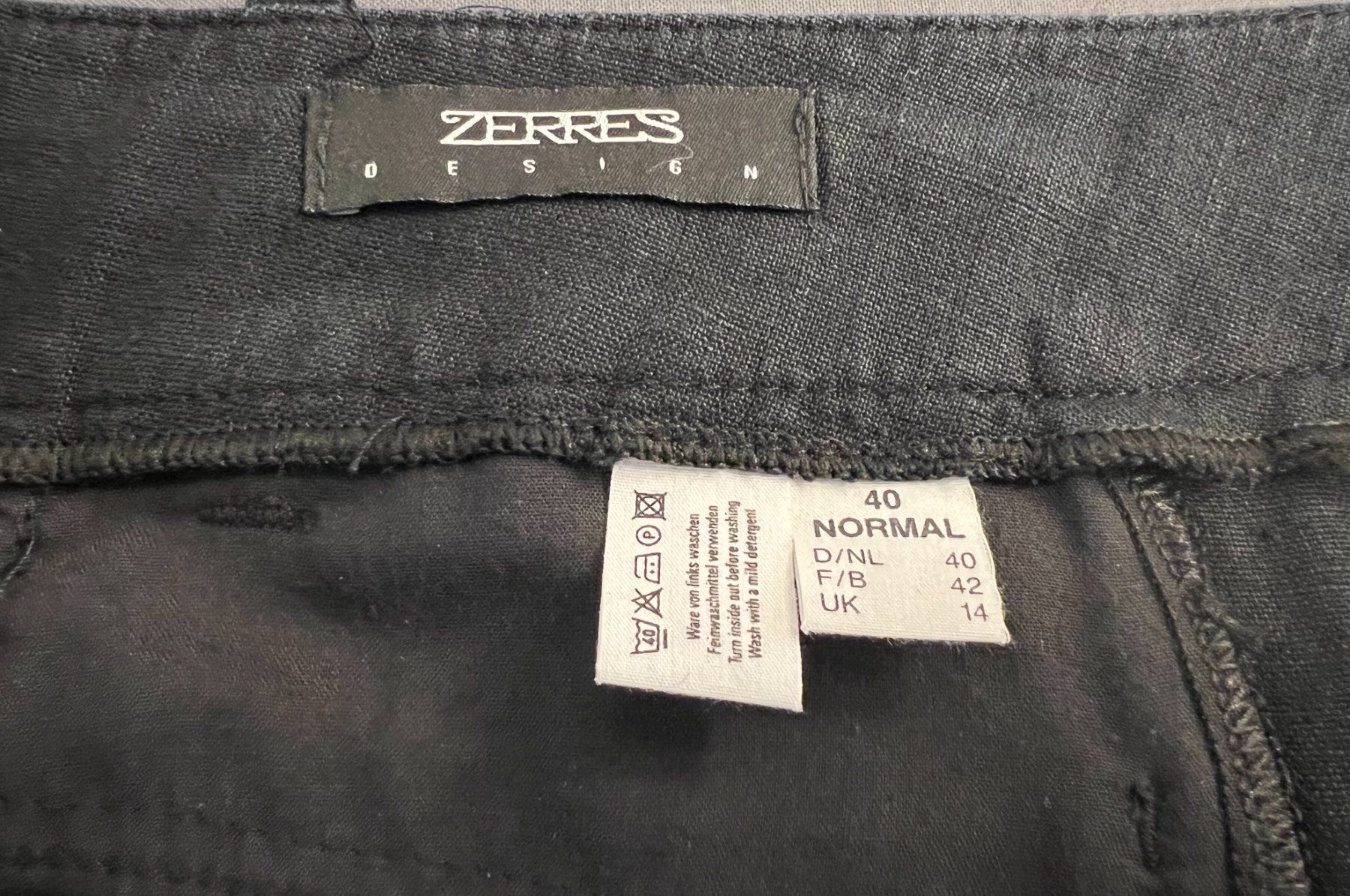 Pantaloni: Damen-Leinenhose schwarz – Usato da Wettswil venduto da MargrithK01 3