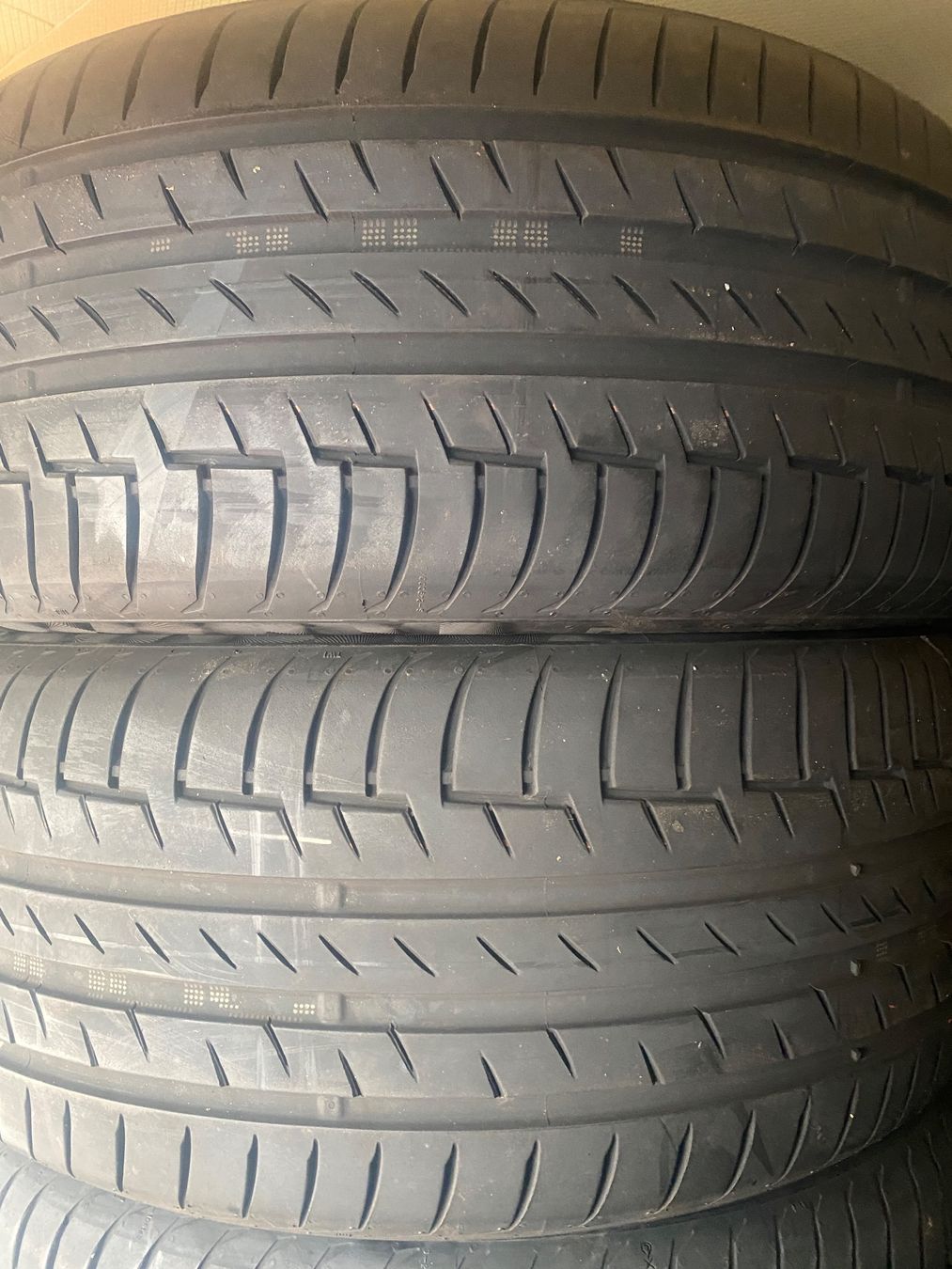 Continental Pneumatici & Ruote complete: 245/45R20 – Usato da Widen venduto da Dinero02 1