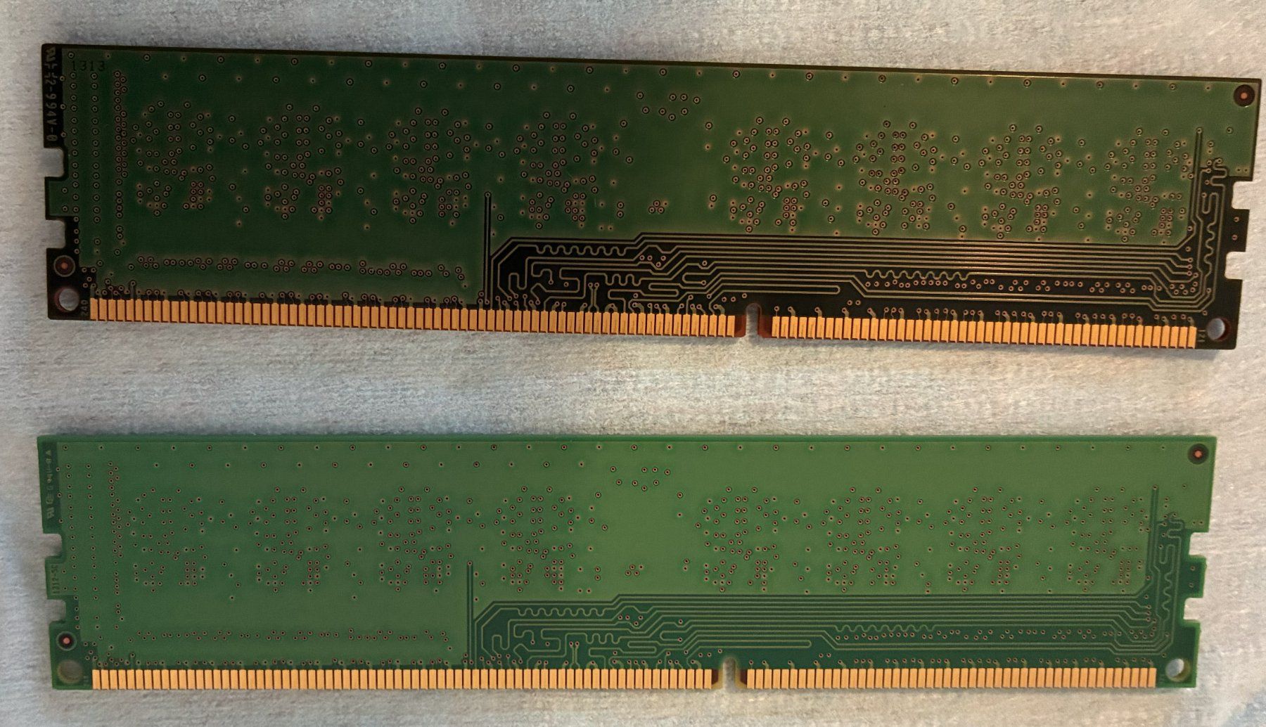 Samsung Memoria / RAM: 2 x 4GB RAM Karten beide gleich  ab 1 Fr. – Usato da Köniz venduto da Habenix 1