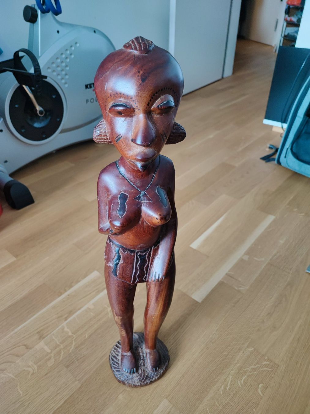 Skulpturen & Statuen: Deko aus Aufrika / Afrikanische Statue / Skulptur – Gebraucht aus Zürich von joel.1988 1