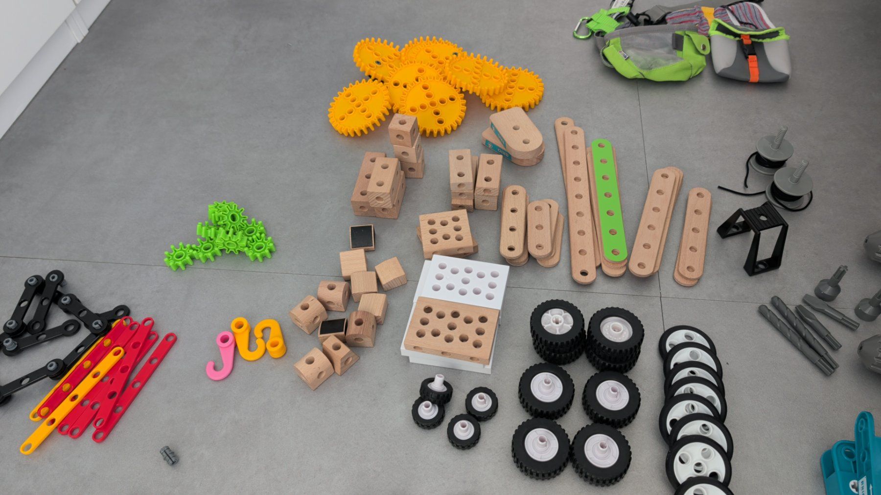 Brio Spielzeuge: Brio Builder Set mit Motor, Power Schrauber, grosses Set – Gebraucht aus Kaisten von gra_7v6b 4