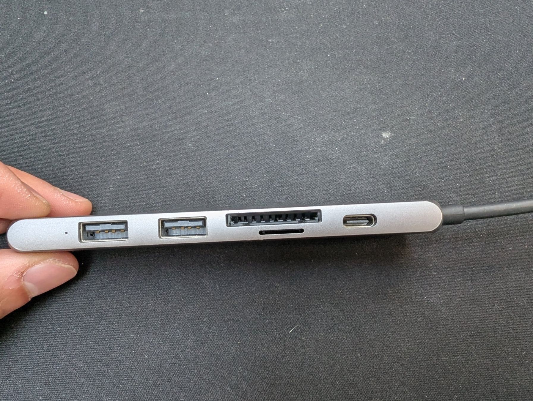 Satechi Hub & Switch: Satechi USB-C Hub Adapter 3x USB | SD/MicroSD reader | HDMI – Usato da Zürich venduto da IT_CAT 1