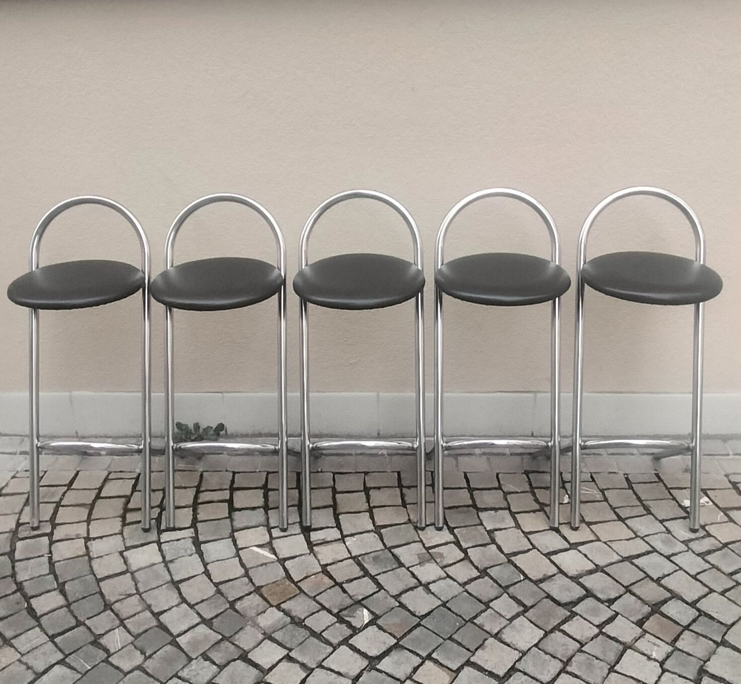 Interio Sedie: 5 Barstühle " Wendy " – Usato da Altdorf UR venduto da Baere.58