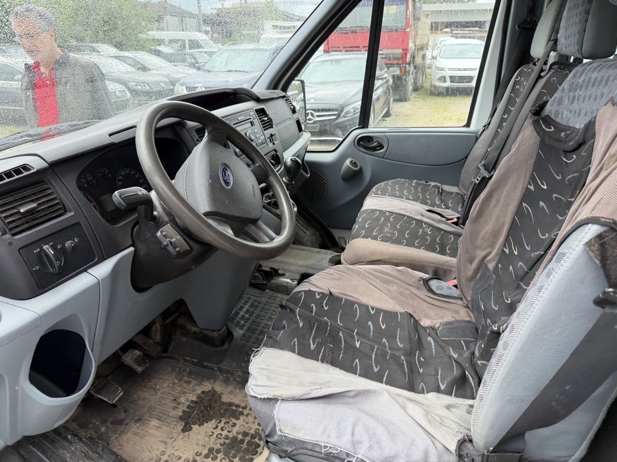Ford Veicoli commerciali: Ford Transit 300M TDCi – Usato da Oberönz venduto da Xyz90 6