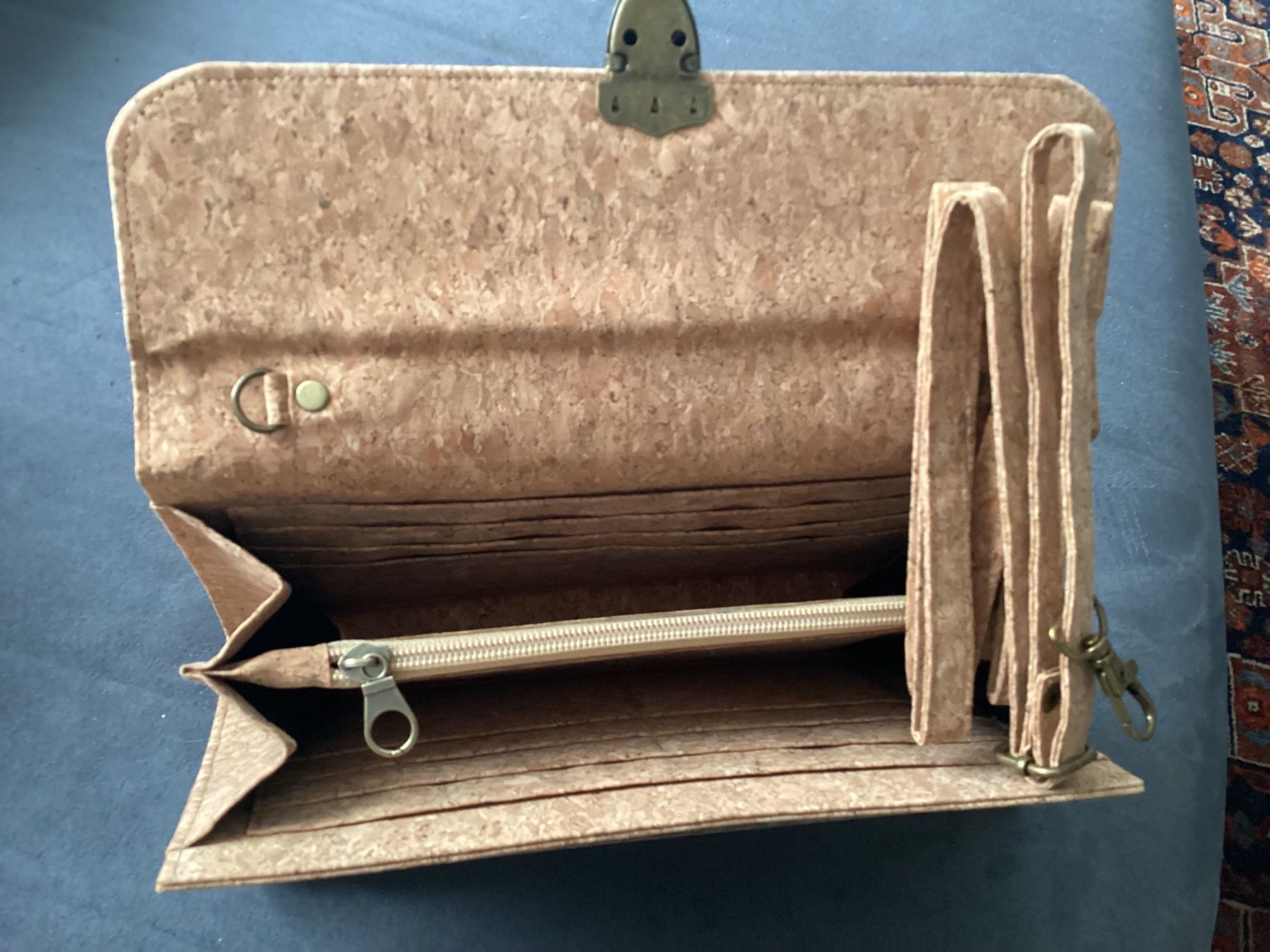 Borse da donna: Kork Pochette / Damentasche Vegan – Nuovo e nell'imballaggio originale da Minusio venduto da scotch111 2