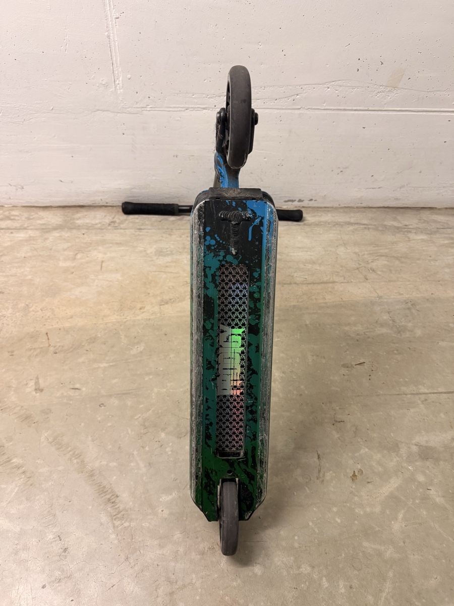 Scooter: Blunt Prodigy Series 8 Scooter – Usato da Kreuzlingen venduto da kat_v8rj 4