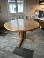 Esstisch, Massivholz, rund, geölt