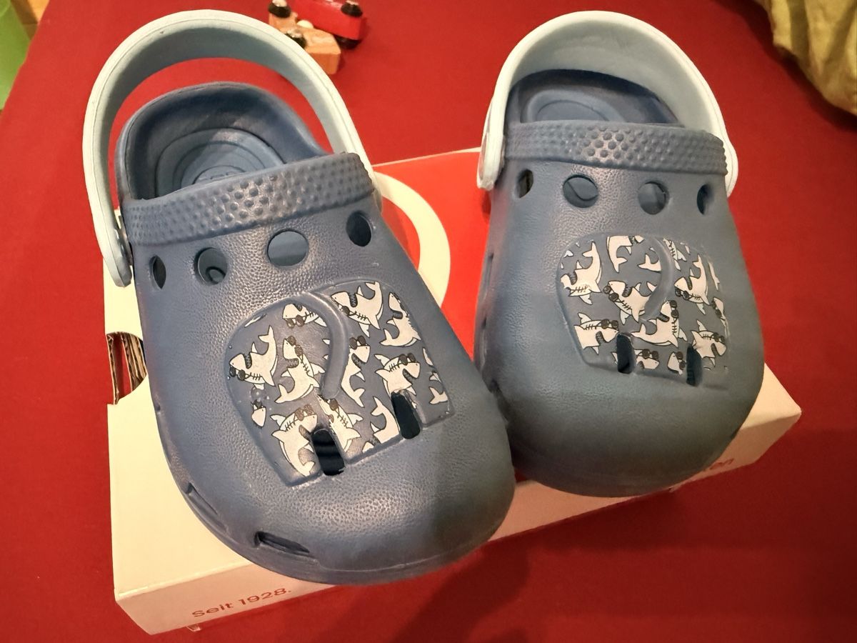 Elefanten Scarpe per ragazzi: Elefanten Badeschuhe/Clogs, Gr. 23, Top Zustand! – Usato da Winterthur venduto da hera05