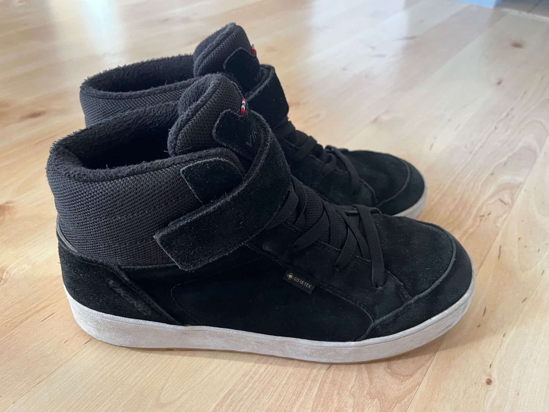 Viking Scarpe per ragazzi: Winterschuhe Viking Gr 41 – Usato da Schwanden GL venduto da Leemueller