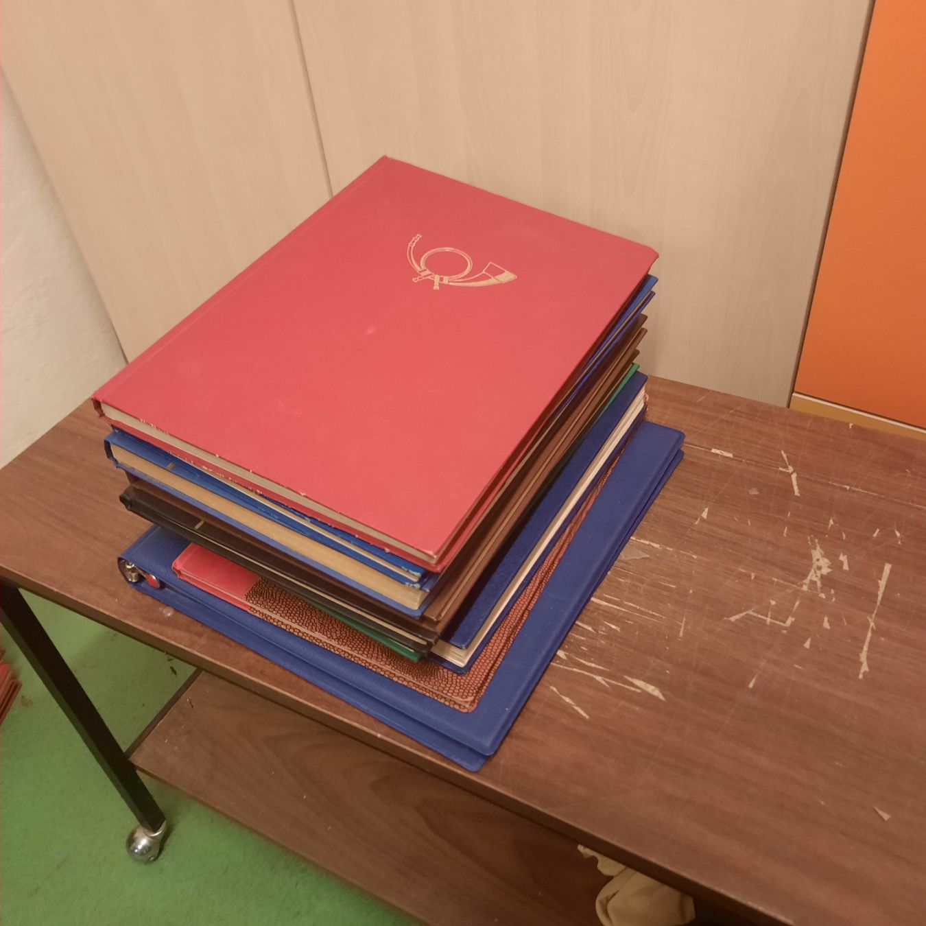 Album: 1 Posten Briefmarken - Alben leer – Usato da Busswil BE venduto da balu37 3