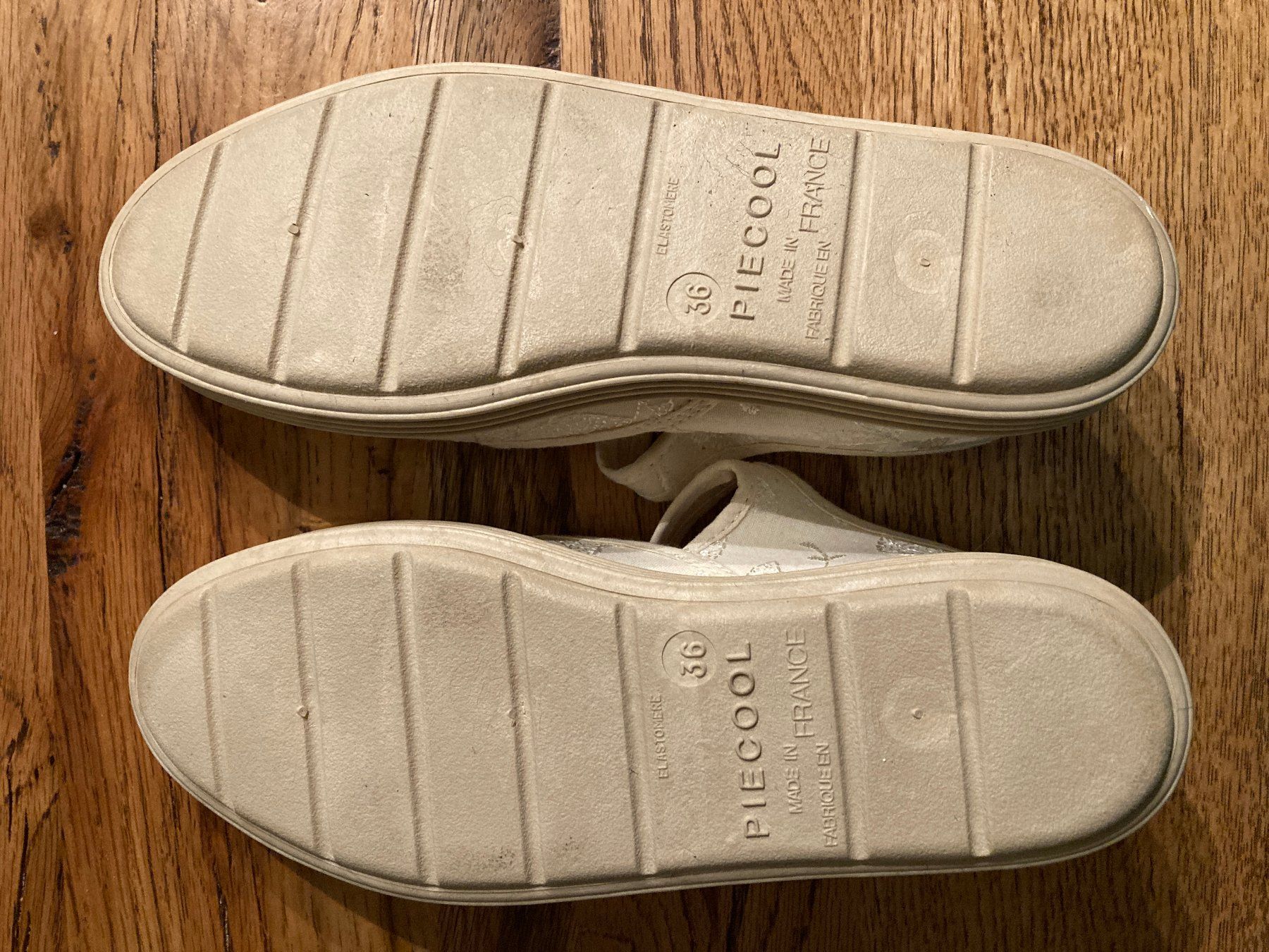 Scarpe da donna: Neue Freizeitschuhe Gr. 36 – Nuovo (secondo la descrizione) da Gossau ZH venduto da Roli1 1