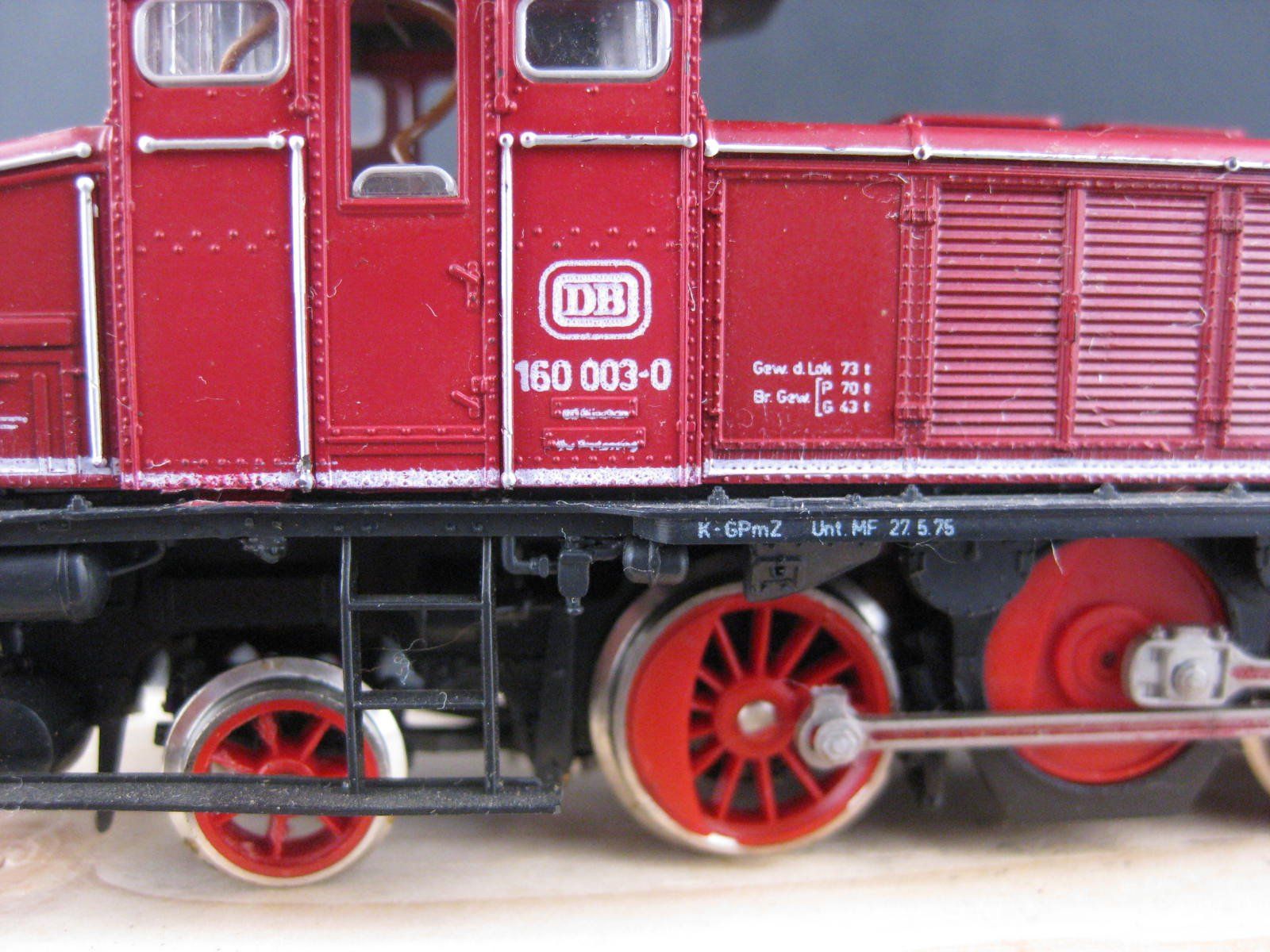 Roco Modelleisenbahnen: Roco 4129A DB BR 160 rot, mit OVP, H0, DC – Gebraucht aus Malters von Marosko 3