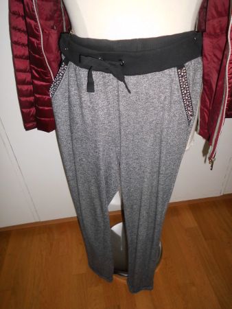 Pantalons gris en jersey T. 44
