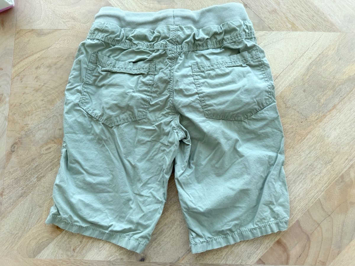 Pantaloni: Mädchen Shorts Gr. 128 – Usato da Eggenwil venduto da Lissi82 2