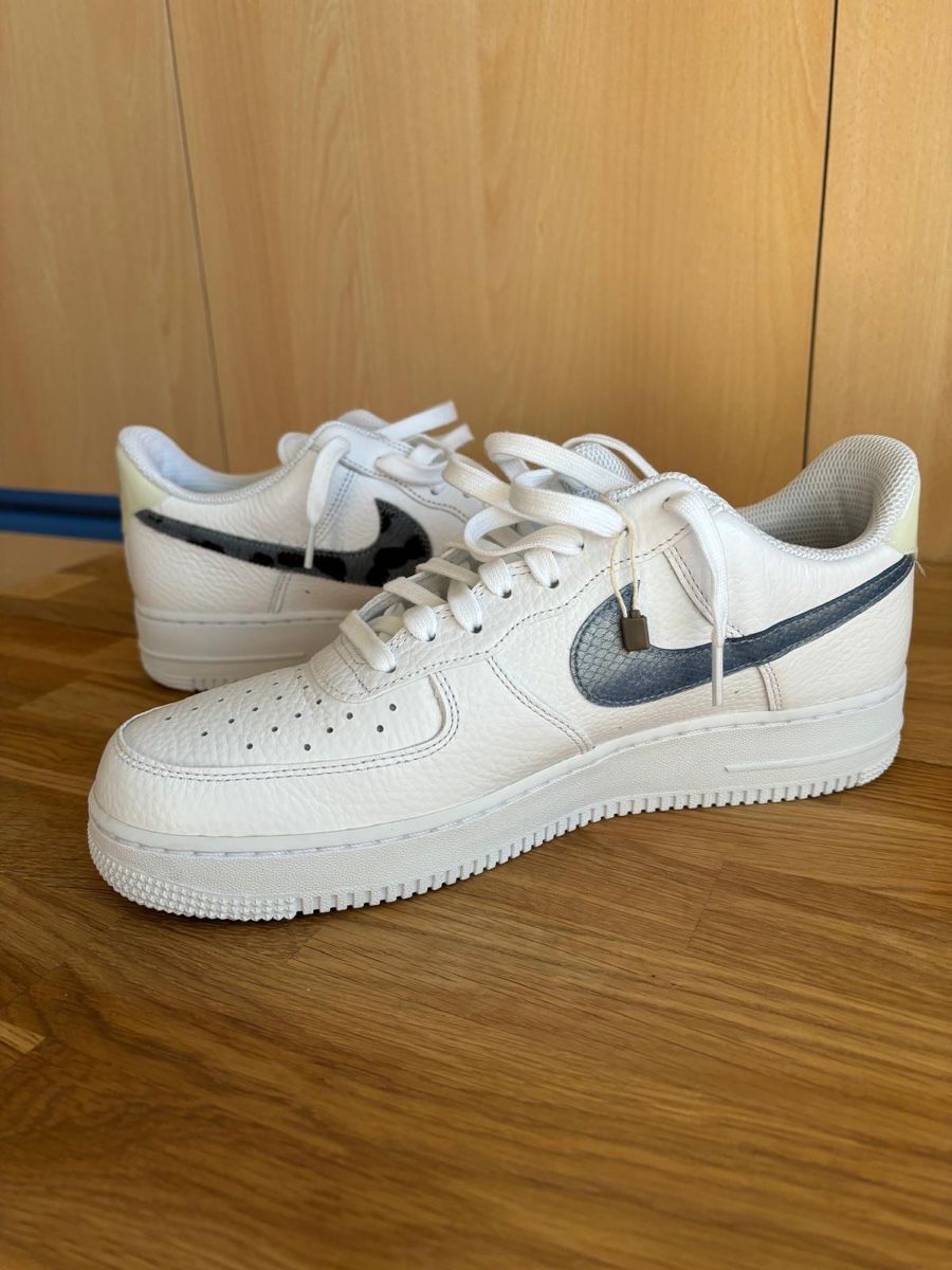 Nike Scarpe da uomo: NIKE AIR FORCE 1 LV8 WHITE/THUNDERSTORM-WHITE – Nuovo (secondo la descrizione) da Ascona venduto da GioeleS