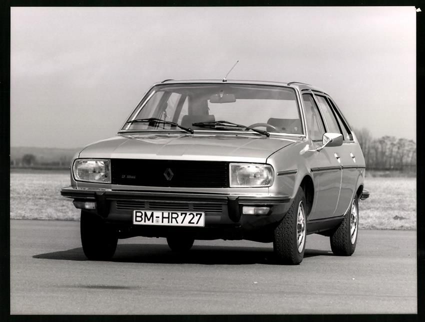 Fotografie & Manifesti: Fotografie Auto Renault 20 TS Kombi, Wer – Usato da Berlin venduto da bartko-reher