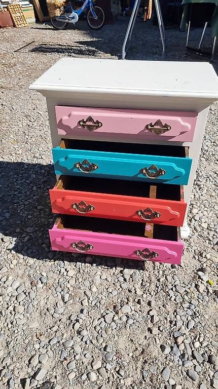 Cassettiere: Schubladenstock Kinderzimmer – Usato da Bern venduto da faeb