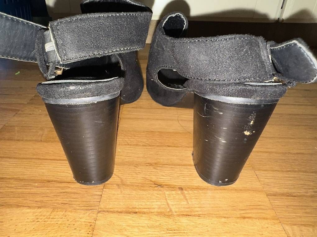 Chaussures femmes: Talon wide fit extra confort – D'occasion à Lausanne par ahm_9l9k 1