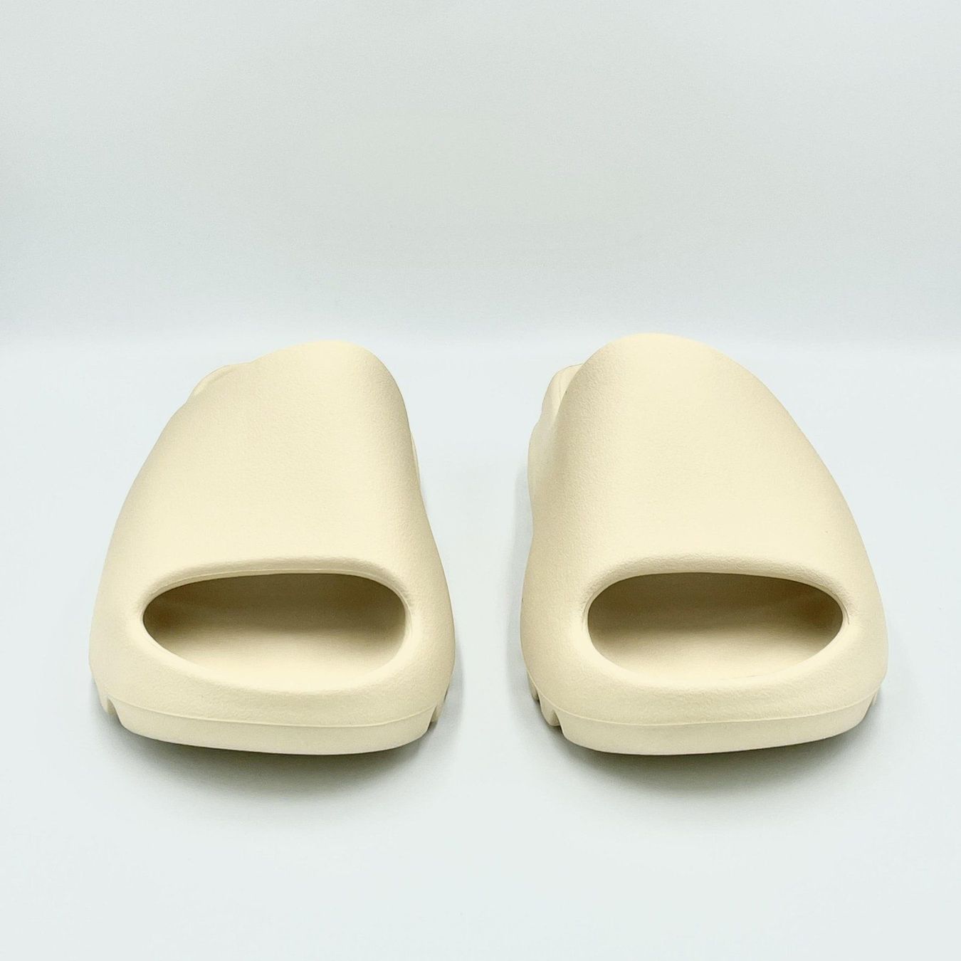 Adidas Scarpe da uomo: Adidas Yeezy Slide Bone EU 38 – Nuovo e nell'imballaggio originale da Erlinsbach venduto da sasneakers 3