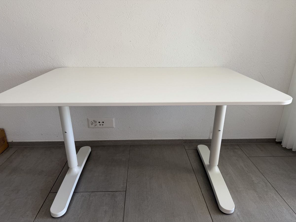 Scrivanie: IKEA Office Desk - BEKANT 120x80 Height Adjustable – Nuovo (secondo la descrizione) da Uitikon Waldegg venduto da sta_5ndj