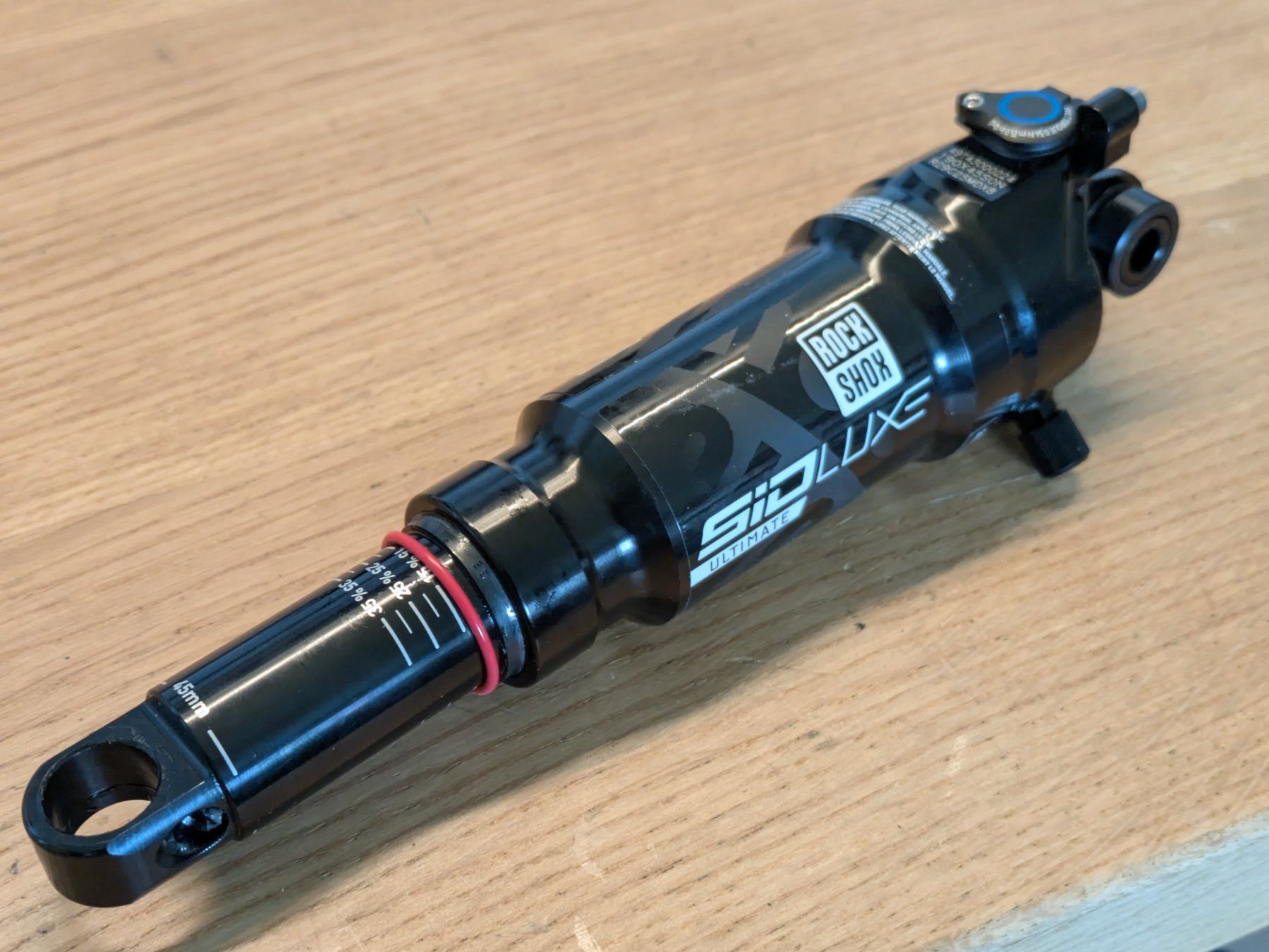Rockshox Pezzi di ricambio: RockShox SIDLuxe Ultimate 190x45 3P Remote Standard – Nuovo e nell'imballaggio originale da Steinhausen venduto da joe_5qvm 1