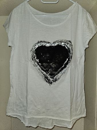 Damen T-Shirt weiss Herz mit Pailletten 