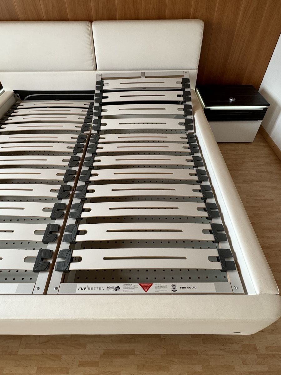 Lits: RUF Box Spring Bett – D'occasion à Bremgarten AG par uhs10 8