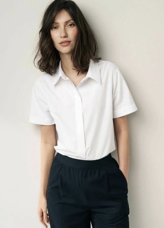 klassische weisse Kurzarm-Hemdbluse für Damen von Next