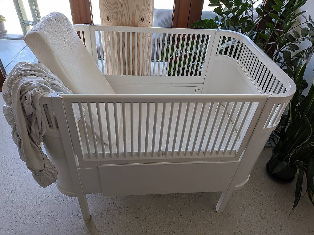 Lits: SEBRA Baby/Junior Bett – D'occasion à Basel par babalabuba