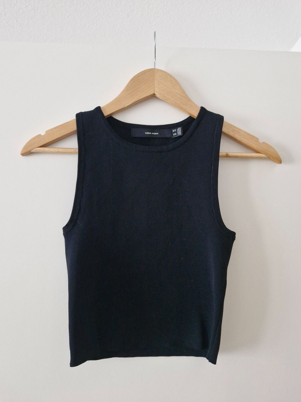 Tops: Damen Top schwarz Grösse XS – D'occasion à Rüti ZH par zho442