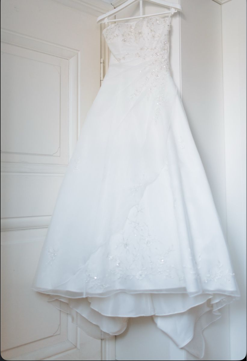 Vestiti: Brautkleid Grösse 36, elegant und zeitlos – Usato da Arbon venduto da hasilain