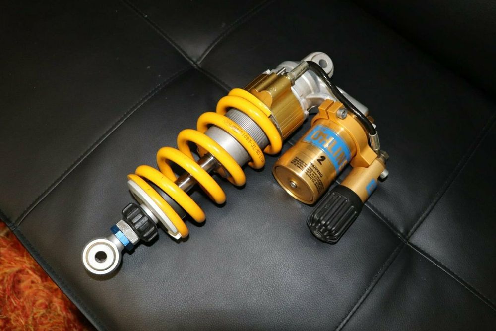 MotopoliS Crash Pads / Sliders For Yamaha YZF-R1 RN12 2004-2006